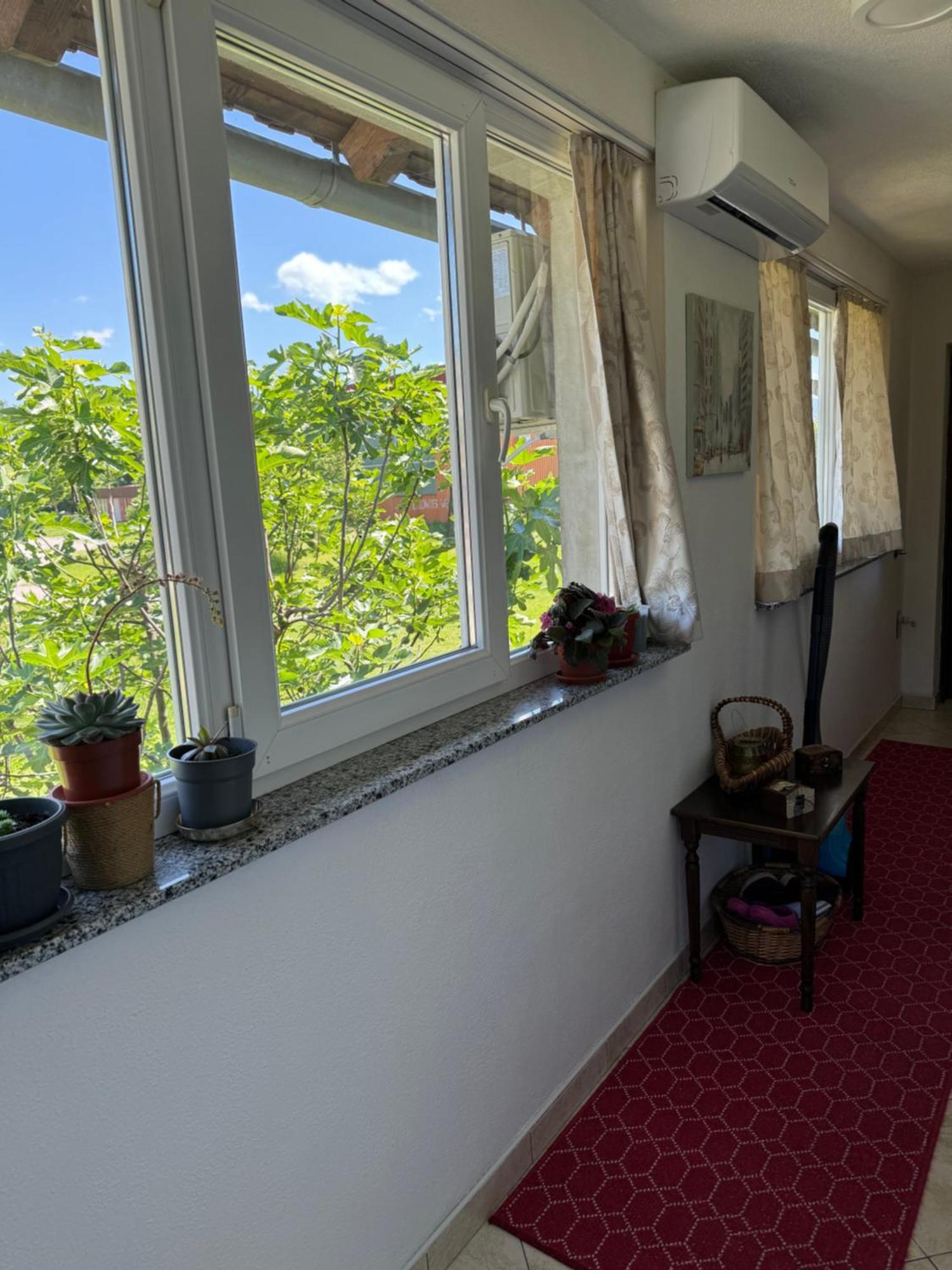Apartments Aida Біхач Екстер'єр фото