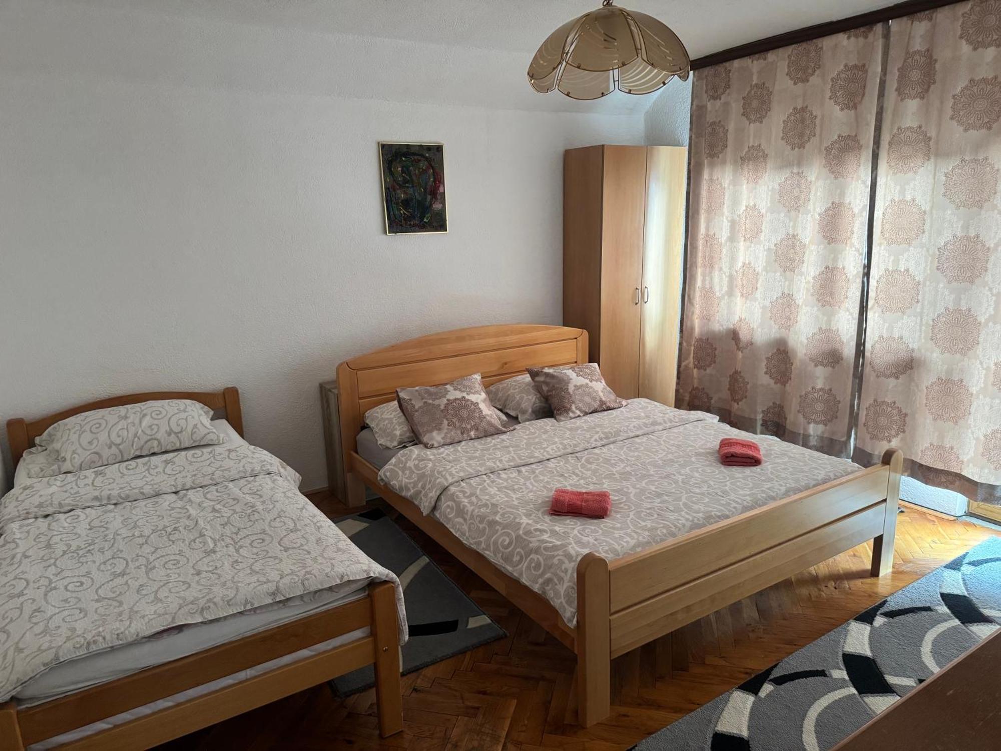 Apartments Aida Біхач Екстер'єр фото